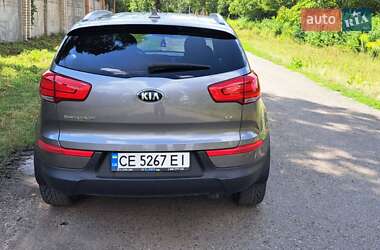 Позашляховик / Кросовер Kia Sportage 2015 в Чернівцях