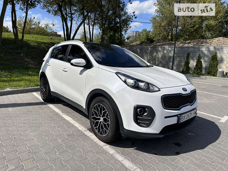 Внедорожник / Кроссовер Kia Sportage 2017 в Хмельницком