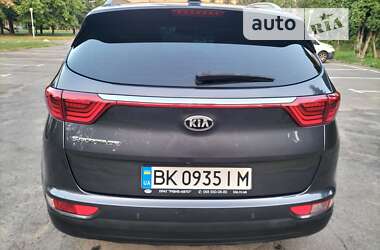 Позашляховик / Кросовер Kia Sportage 2017 в Рівному