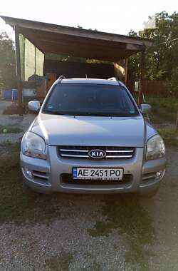 Внедорожник / Кроссовер Kia Sportage 2005 в Кривом Роге