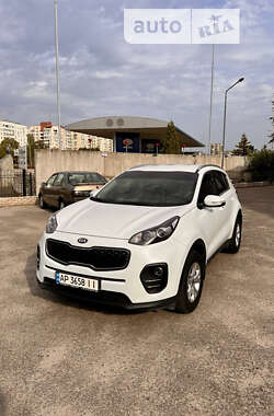 Внедорожник / Кроссовер Kia Sportage 2016 в Запорожье