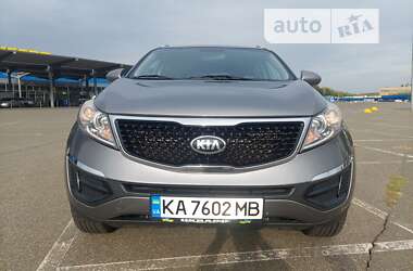 Позашляховик / Кросовер Kia Sportage 2015 в Києві