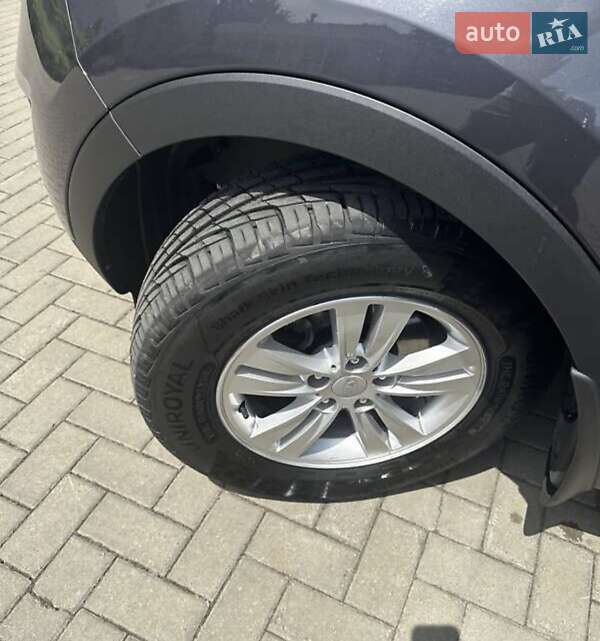 Внедорожник / Кроссовер Kia Sportage 2012 в Южном