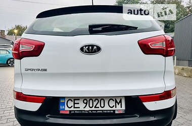 Позашляховик / Кросовер Kia Sportage 2012 в Чернівцях