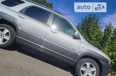 Позашляховик / Кросовер Kia Sportage 2004 в Горішніх Плавнях