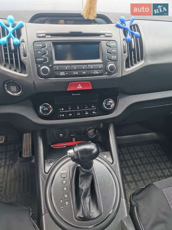 Внедорожник / Кроссовер Kia Sportage 2011 в Бережанах