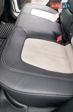 Внедорожник / Кроссовер Kia Sportage 2014 в 