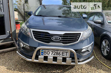 Позашляховик / Кросовер Kia Sportage 2010 в Заліщиках