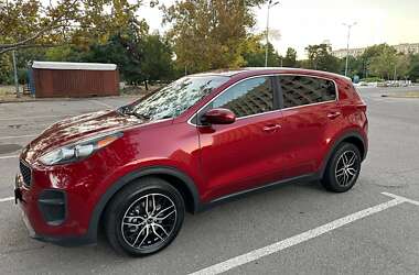 Позашляховик / Кросовер Kia Sportage 2016 в Одесі