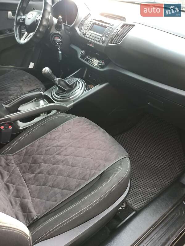 Внедорожник / Кроссовер Kia Sportage 2012 в Херсоне