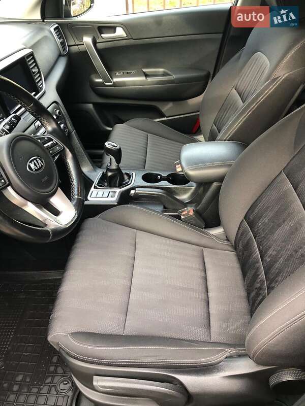 Позашляховик / Кросовер Kia Sportage 2019 в Івано-Франківську фото 8 Позашляховик / Кросовер Kia Sportage 2019 в Івано-Франківську