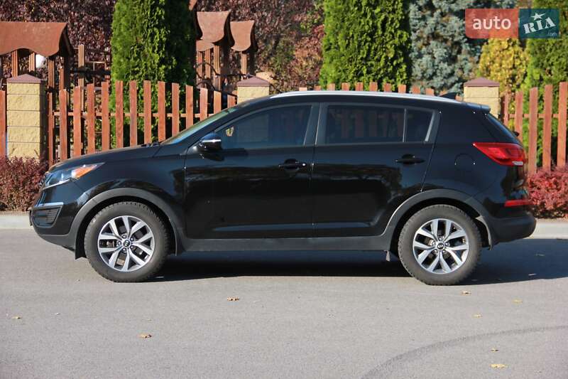 Позашляховик / Кросовер Kia Sportage 2015 в Дніпрі