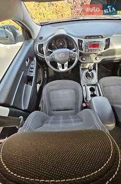 Внедорожник / Кроссовер Kia Sportage 2011 в Полтаве