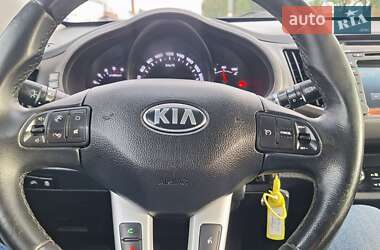 Позашляховик / Кросовер Kia Sportage 2013 в Коломиї