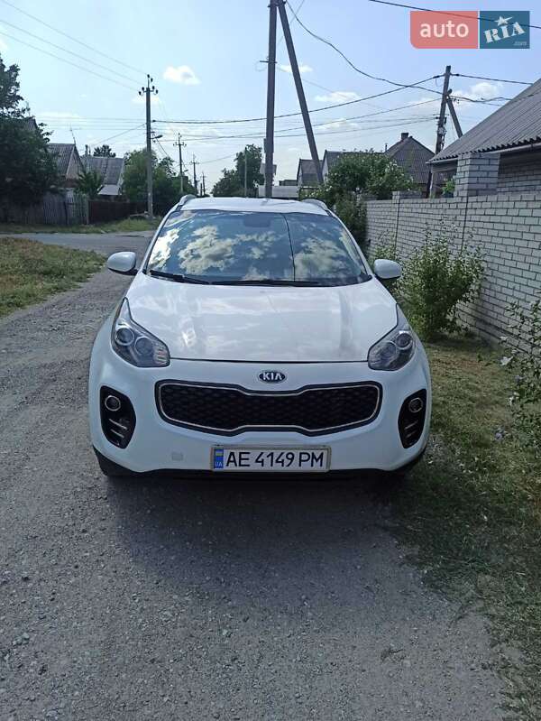 Внедорожник / Кроссовер Kia Sportage 2016 в Запорожье