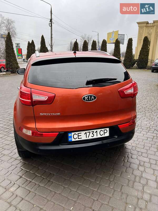 Позашляховик / Кросовер Kia Sportage 2012 в Чернівцях