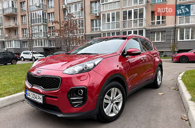 Внедорожник / Кроссовер Kia Sportage 2016 в Киеве