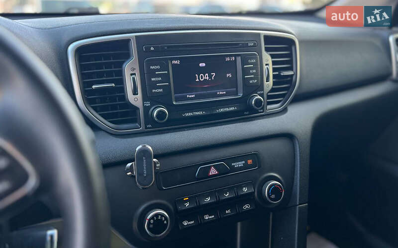 Внедорожник / Кроссовер Kia Sportage 2018 в Ивано-Франковске