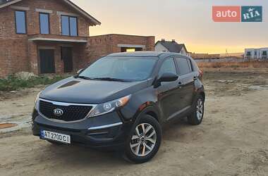 Позашляховик / Кросовер Kia Sportage 2015 в Івано-Франківську