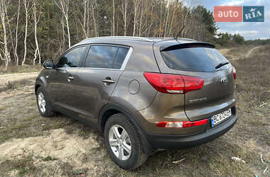 Позашляховик / Кросовер Kia Sportage 2015 в Володимирці