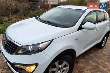 Внедорожник / Кроссовер Kia Sportage 2015 в Казатине