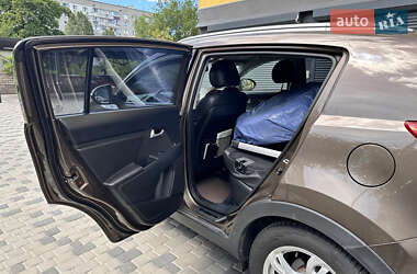 Позашляховик / Кросовер Kia Sportage 2011 в 