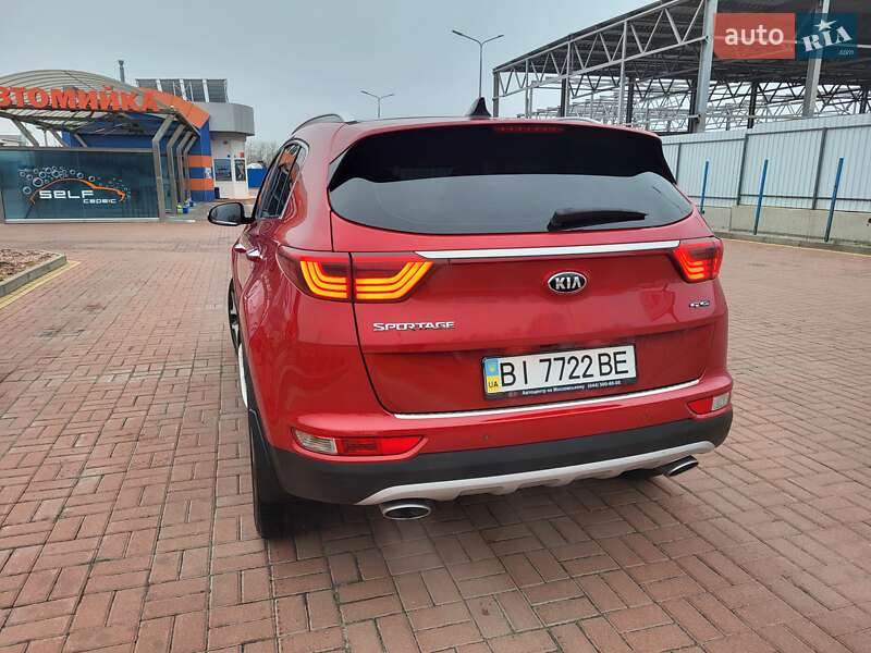 Позашляховик / Кросовер Kia Sportage 2016 в Полтаві