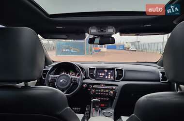 Позашляховик / Кросовер Kia Sportage 2016 в Полтаві