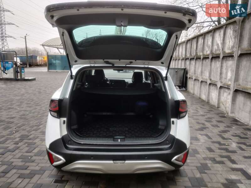 Позашляховик / Кросовер Kia Sportage 2022 в 