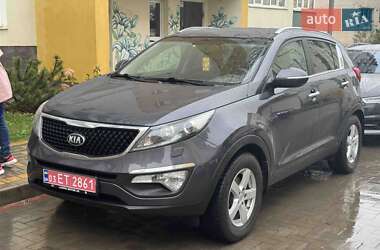 Позашляховик / Кросовер Kia Sportage 2015 в Луцьку