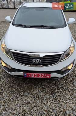 Внедорожник / Кроссовер Kia Sportage 2012 в Калуше