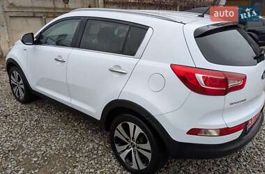 Внедорожник / Кроссовер Kia Sportage 2012 в Калуше