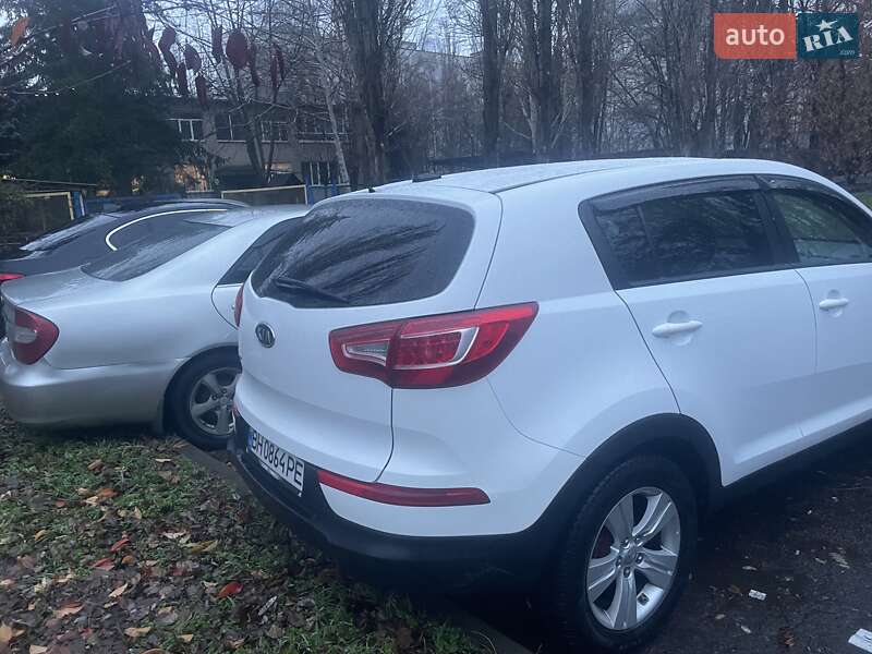 Внедорожник / Кроссовер Kia Sportage 2012 в Одессе