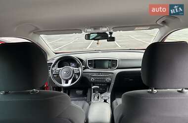 Позашляховик / Кросовер Kia Sportage 2019 в 