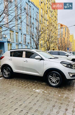 Позашляховик / Кросовер Kia Sportage 2011 в Києві