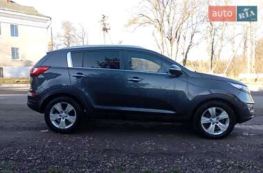 Позашляховик / Кросовер Kia Sportage 2011 в Городенці