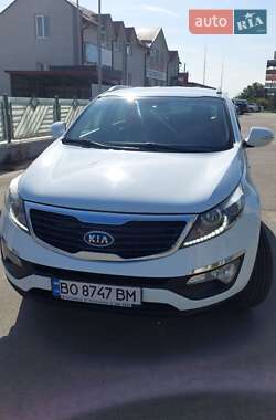 Внедорожник / Кроссовер Kia Sportage 2012 в Тернополе