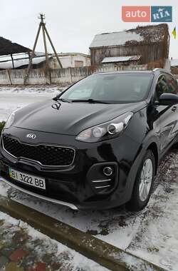 Внедорожник / Кроссовер Kia Sportage 2016 в Лубнах