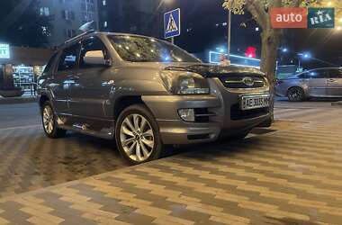 Внедорожник / Кроссовер Kia Sportage 2007 в Новомосковске