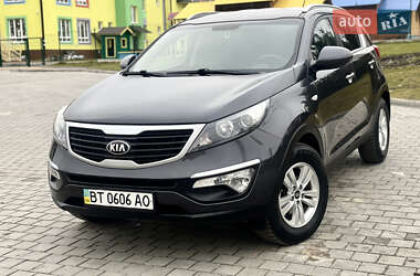 Позашляховик / Кросовер Kia Sportage 2012 в Тернополі