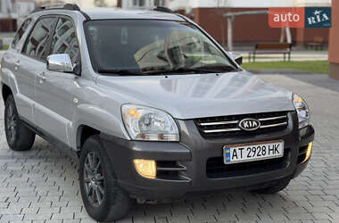 Внедорожник / Кроссовер Kia Sportage 2006 в Ивано-Франковске