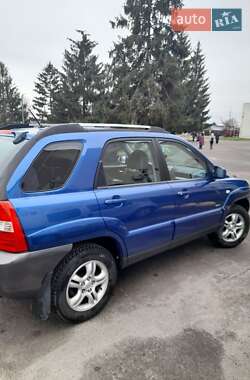 Внедорожник / Кроссовер Kia Sportage 2005 в Макарове