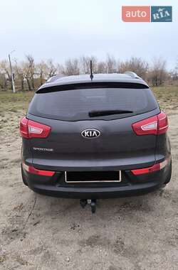 Позашляховик / Кросовер Kia Sportage 2013 в Миколаєві