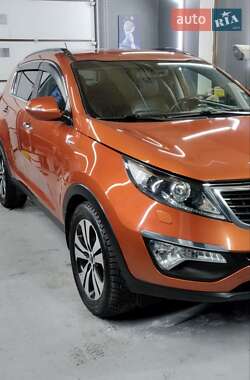 Позашляховик / Кросовер Kia Sportage 2013 в Києві