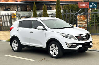 Позашляховик / Кросовер Kia Sportage 2013 в Дніпрі