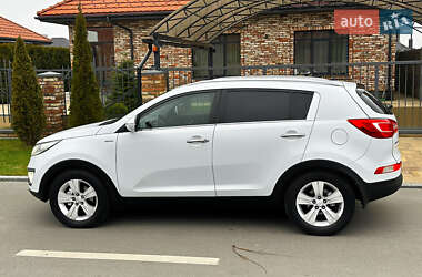 Позашляховик / Кросовер Kia Sportage 2013 в Дніпрі