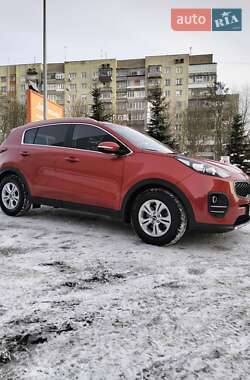 Позашляховик / Кросовер Kia Sportage 2017 в Львові