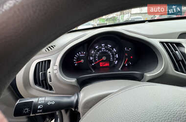 Внедорожник / Кроссовер Kia Sportage 2013 в Киеве