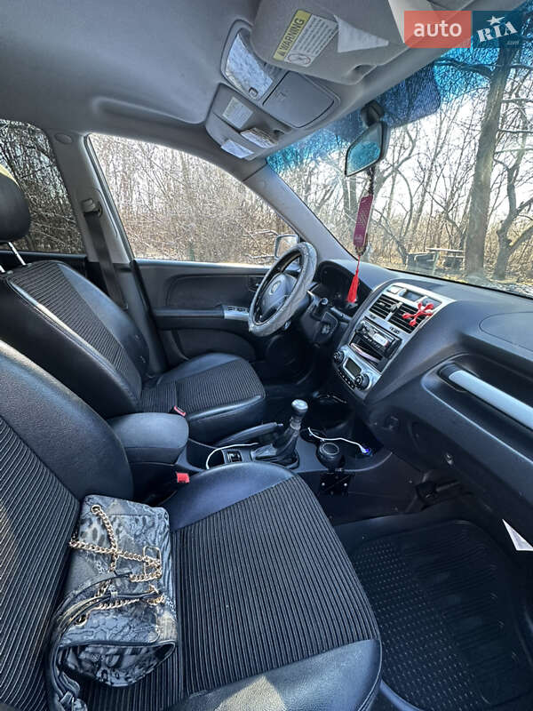 Позашляховик / Кросовер Kia Sportage 2006 в Мельниці-Подільській