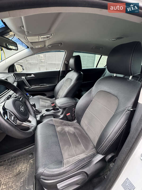 Внедорожник / Кроссовер Kia Sportage 2018 в Днепре